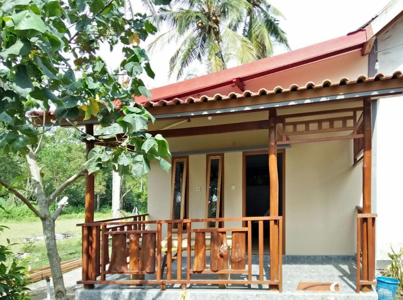 Red Island Bungalows Pasanggaran Quarto foto