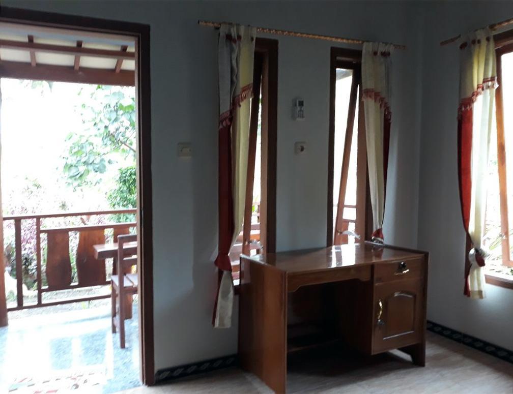 Red Island Bungalows Pasanggaran Quarto foto